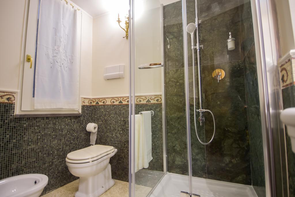 לינה וארוחת בוקר Cava deʼ Tirreni Palazzo Liguori מראה חיצוני תמונה